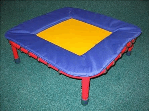 06 – Gymnastická trampolína